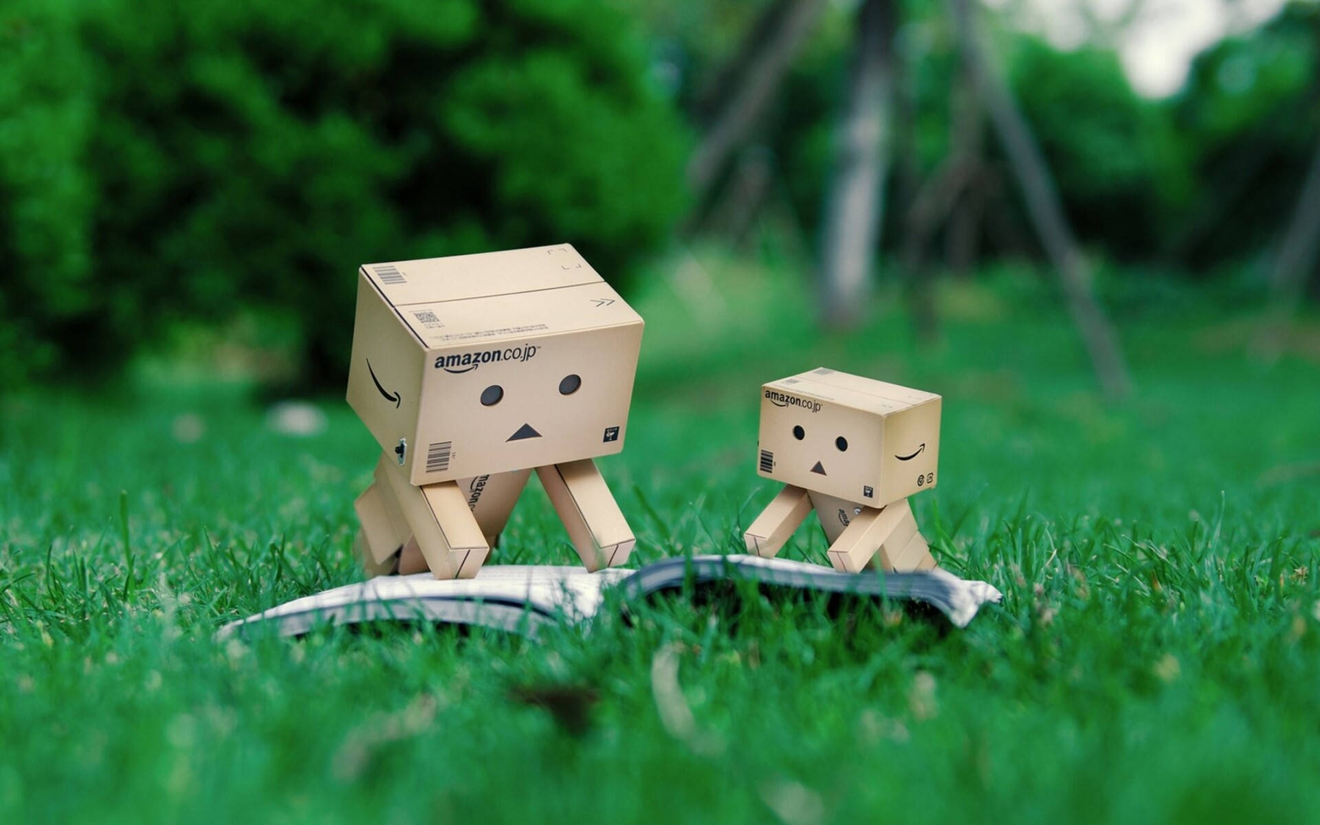 Cardboard Box Robots Reading Book Background