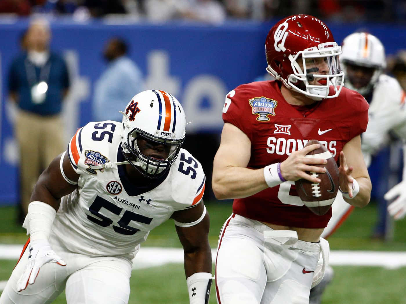 Carl Lawson Vs