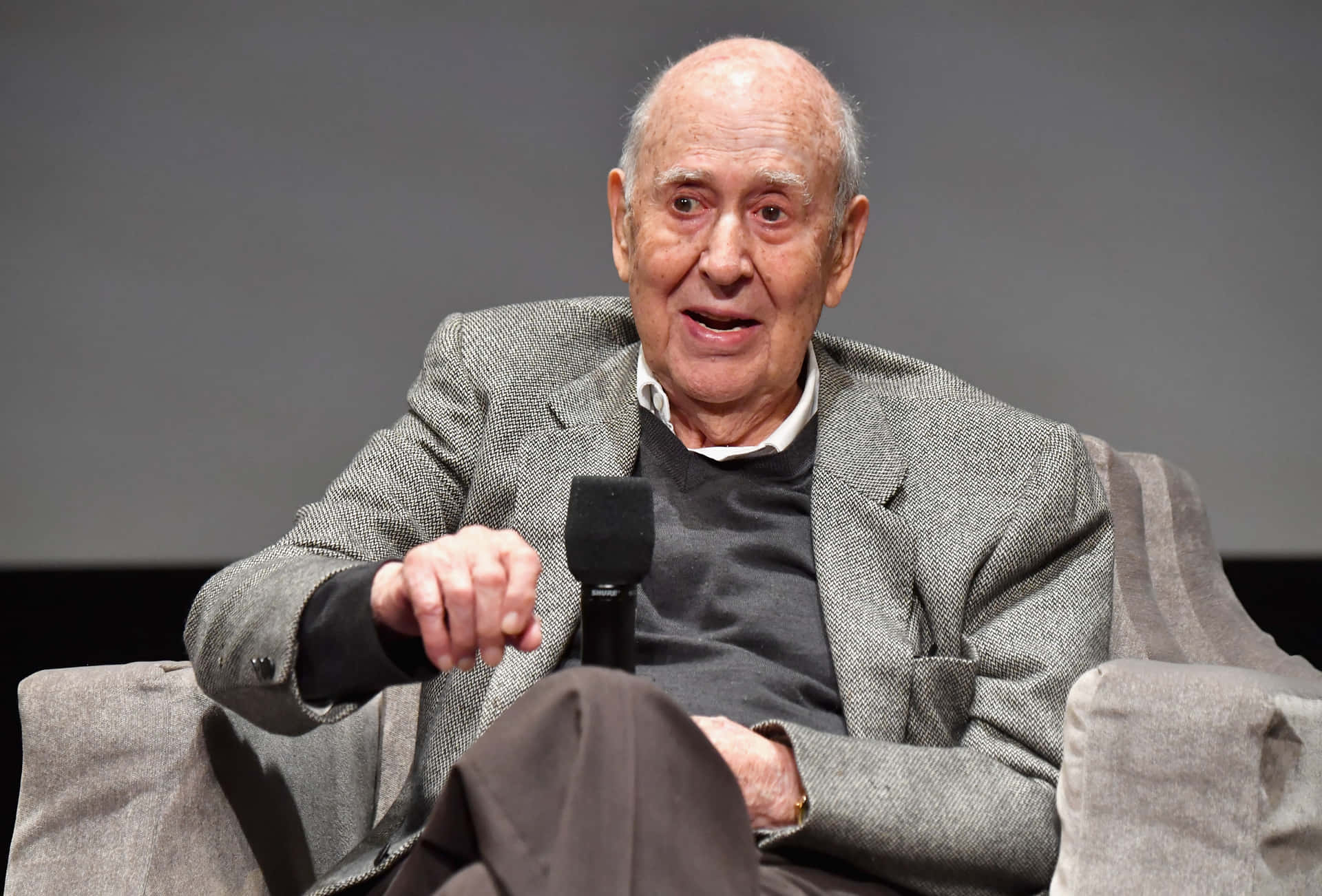 Carl Reiner [wallpaper] Background