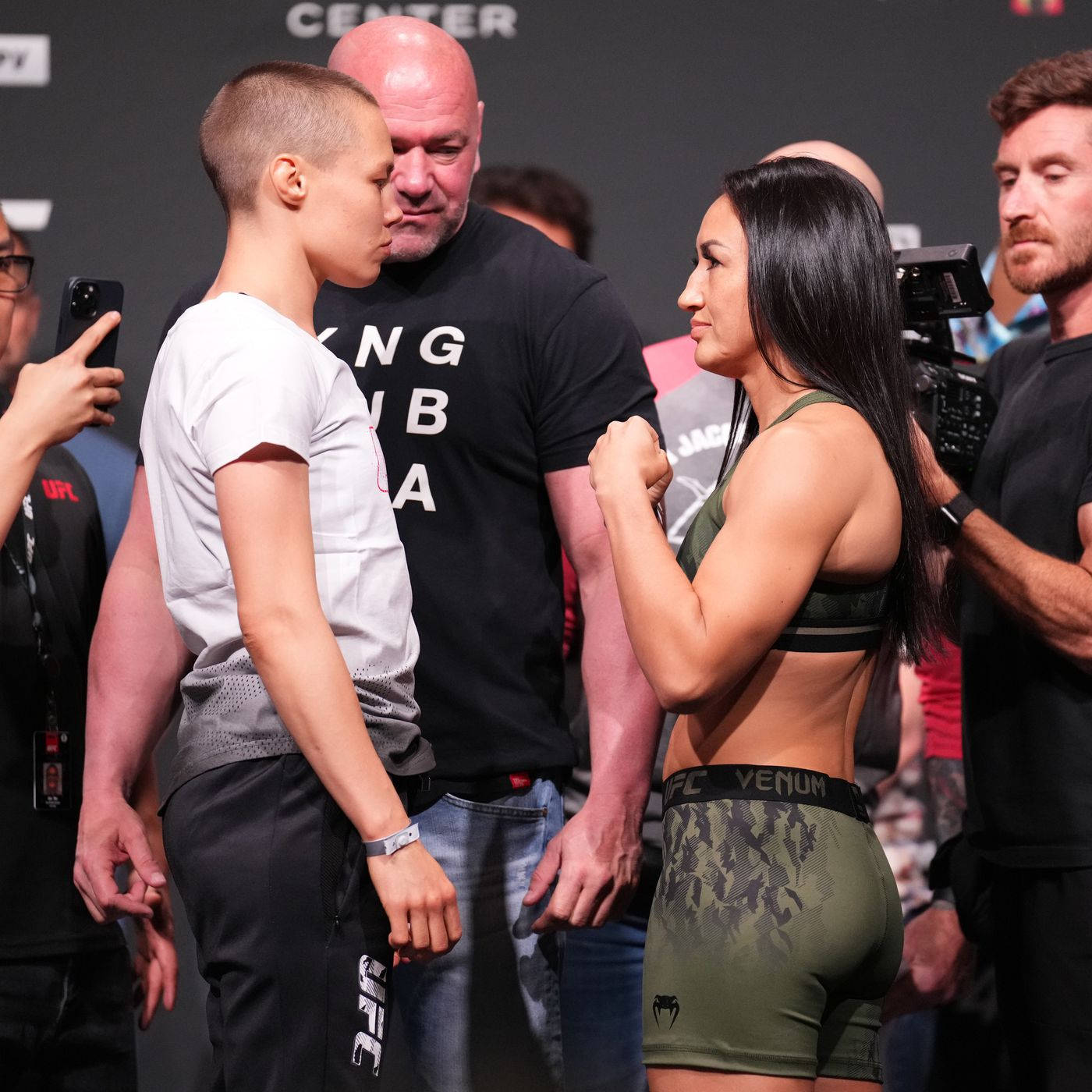 Carla Esparza Rose Namajunas Face Off Background