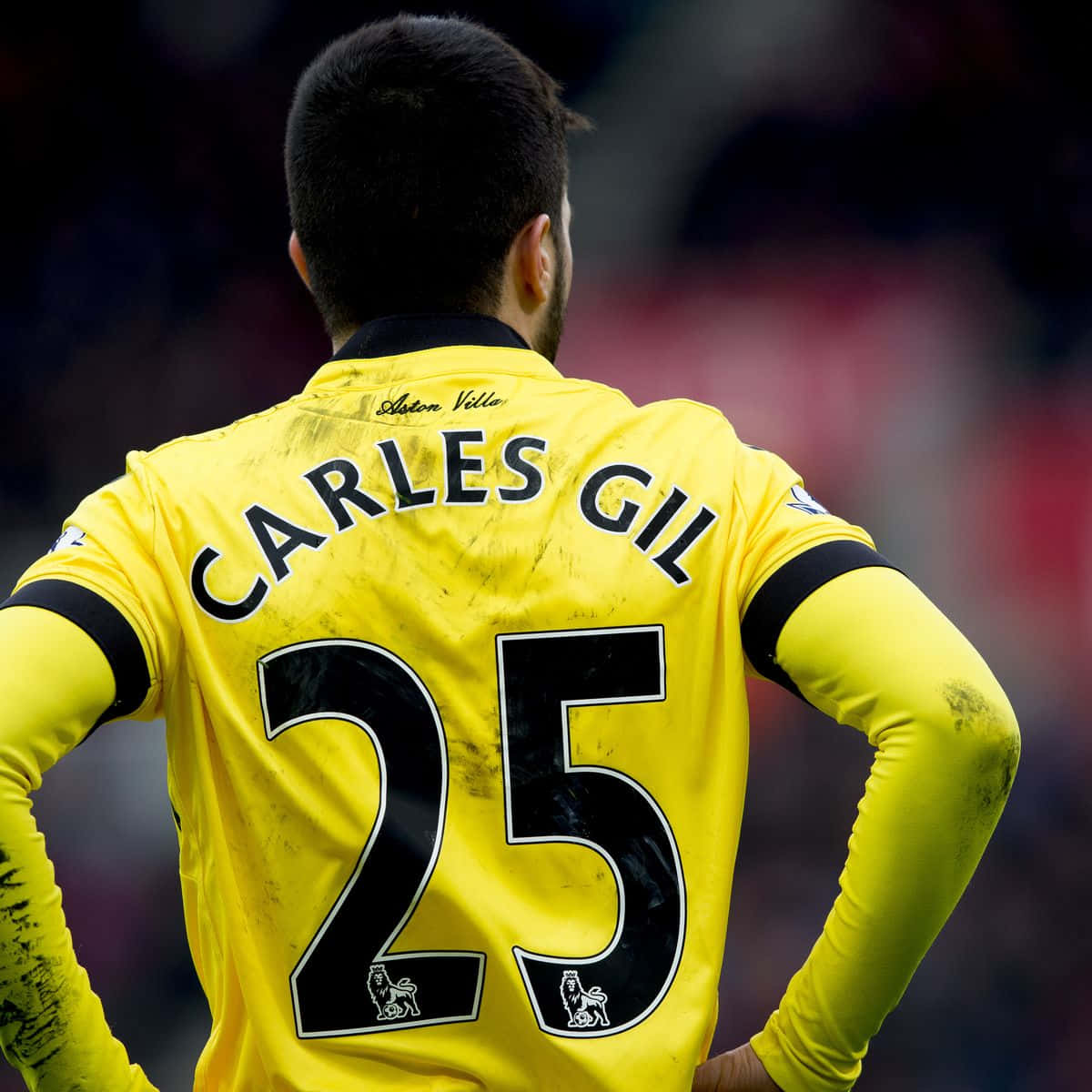 Carles Gil Wearing Yellow Jersey Background