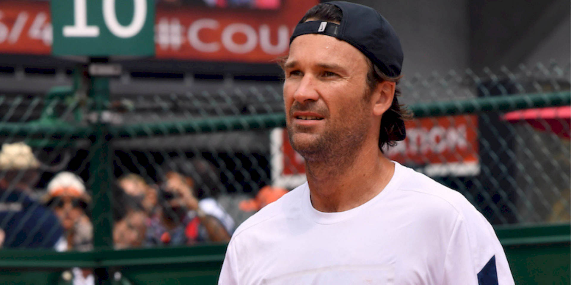 Carlos Moya Looking Far