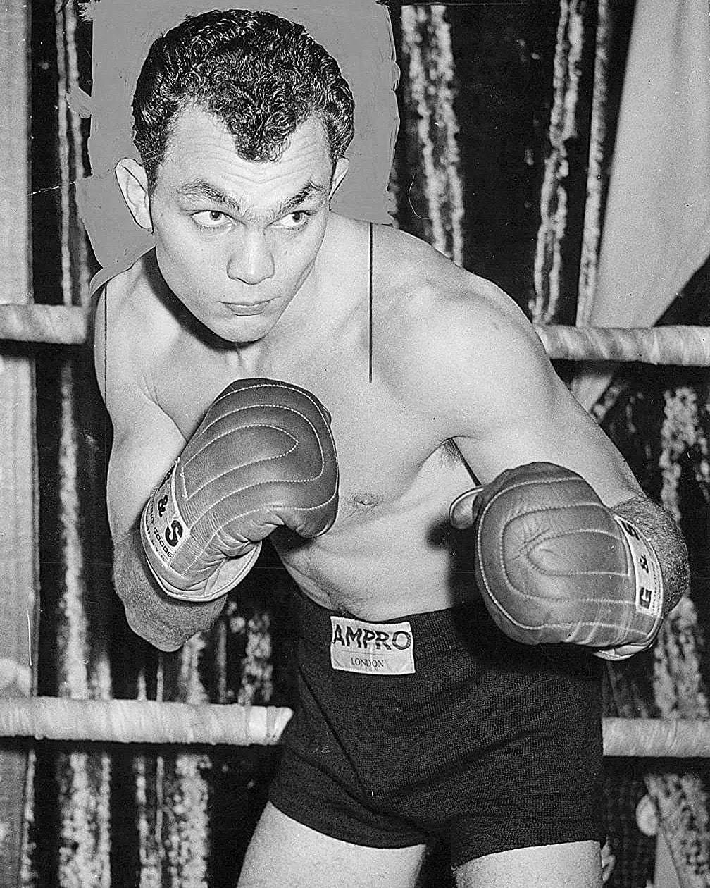 Carlos Ortiz With Gloves Inside Boxing Ring