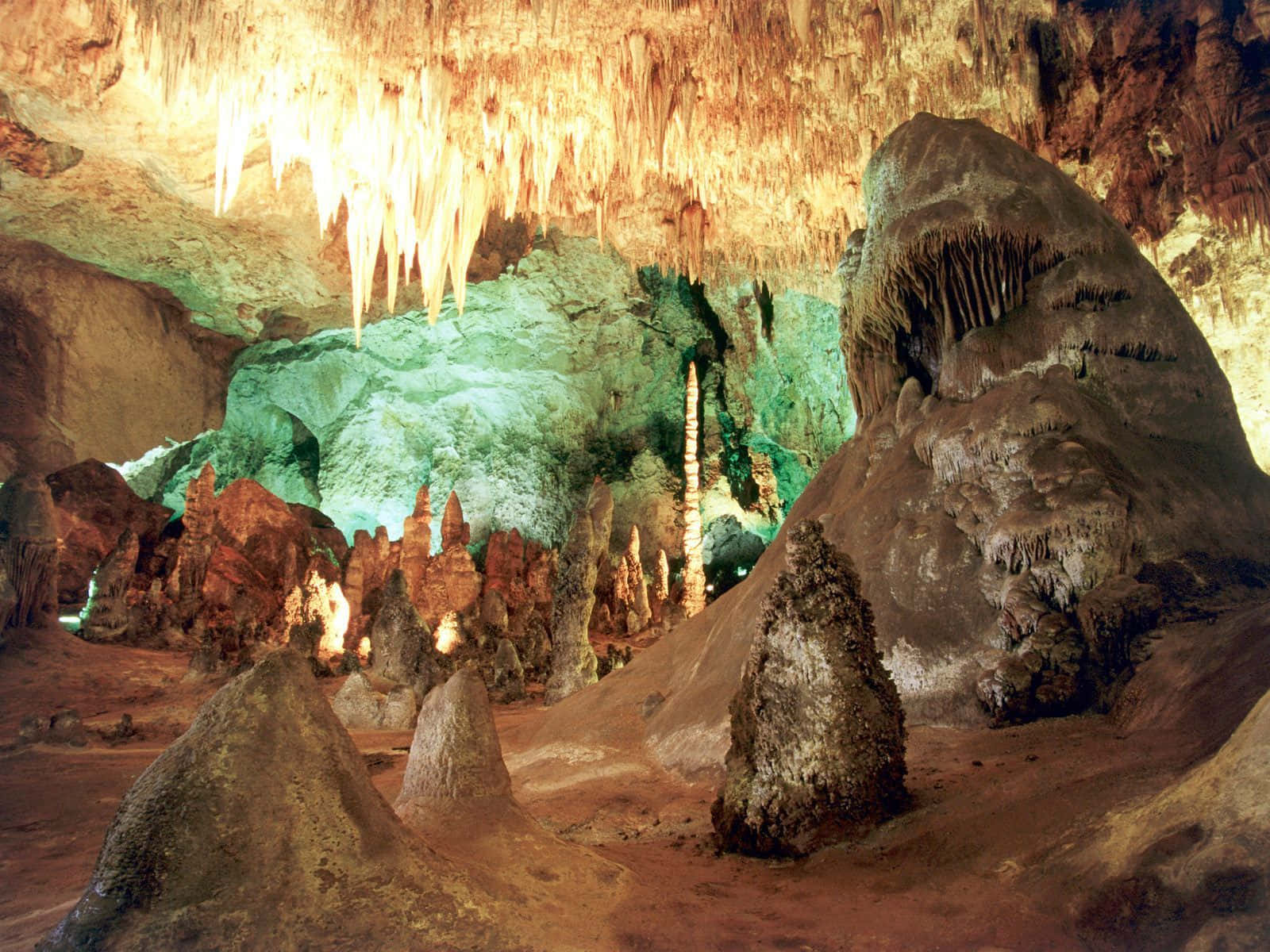 Carlsbad Caverns National Park Structure Background