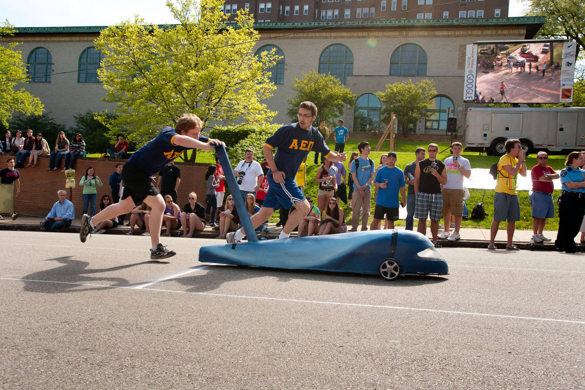 Carnegie Mellon University Spring Carnival Background