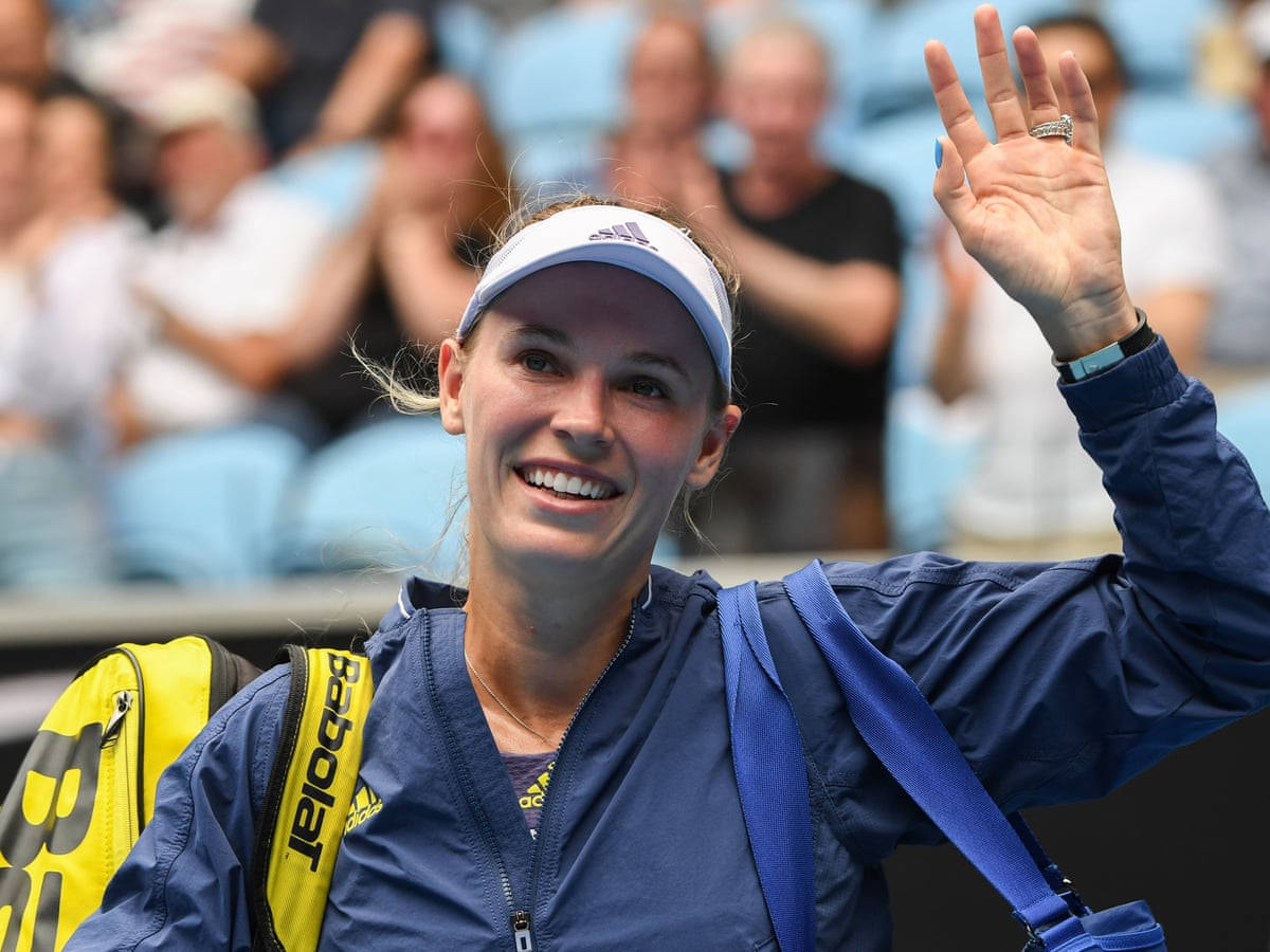 Caroline Wozniacki Waving Background