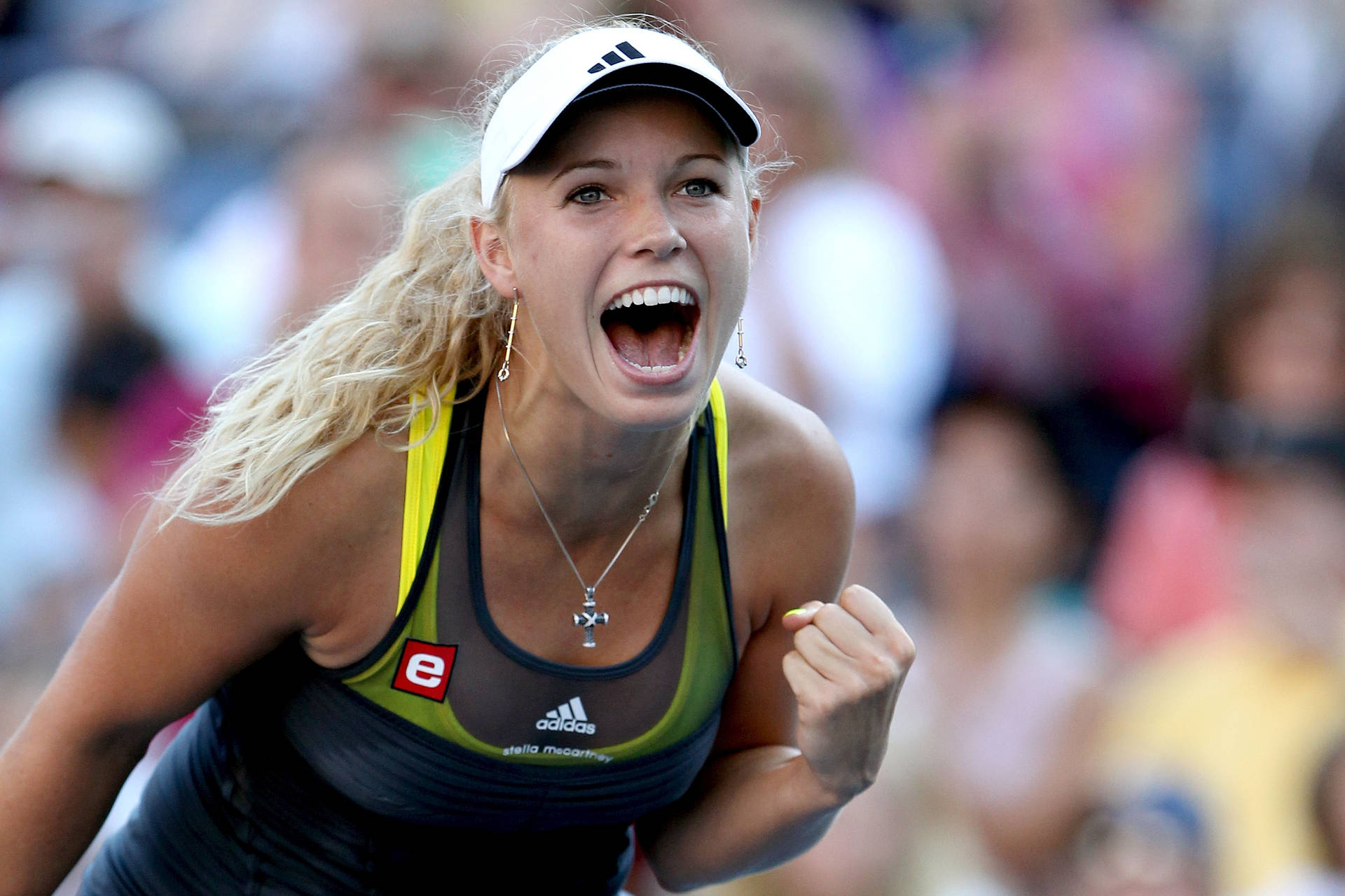 Caroline Wozniacki Yelling Excitedly Background