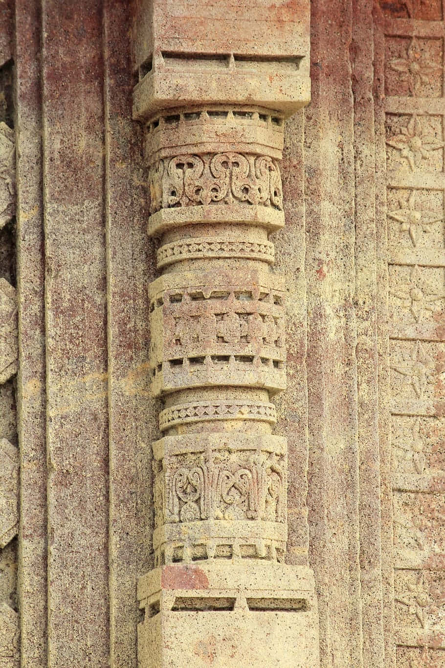 Carved Stone Pillar In Temple Background