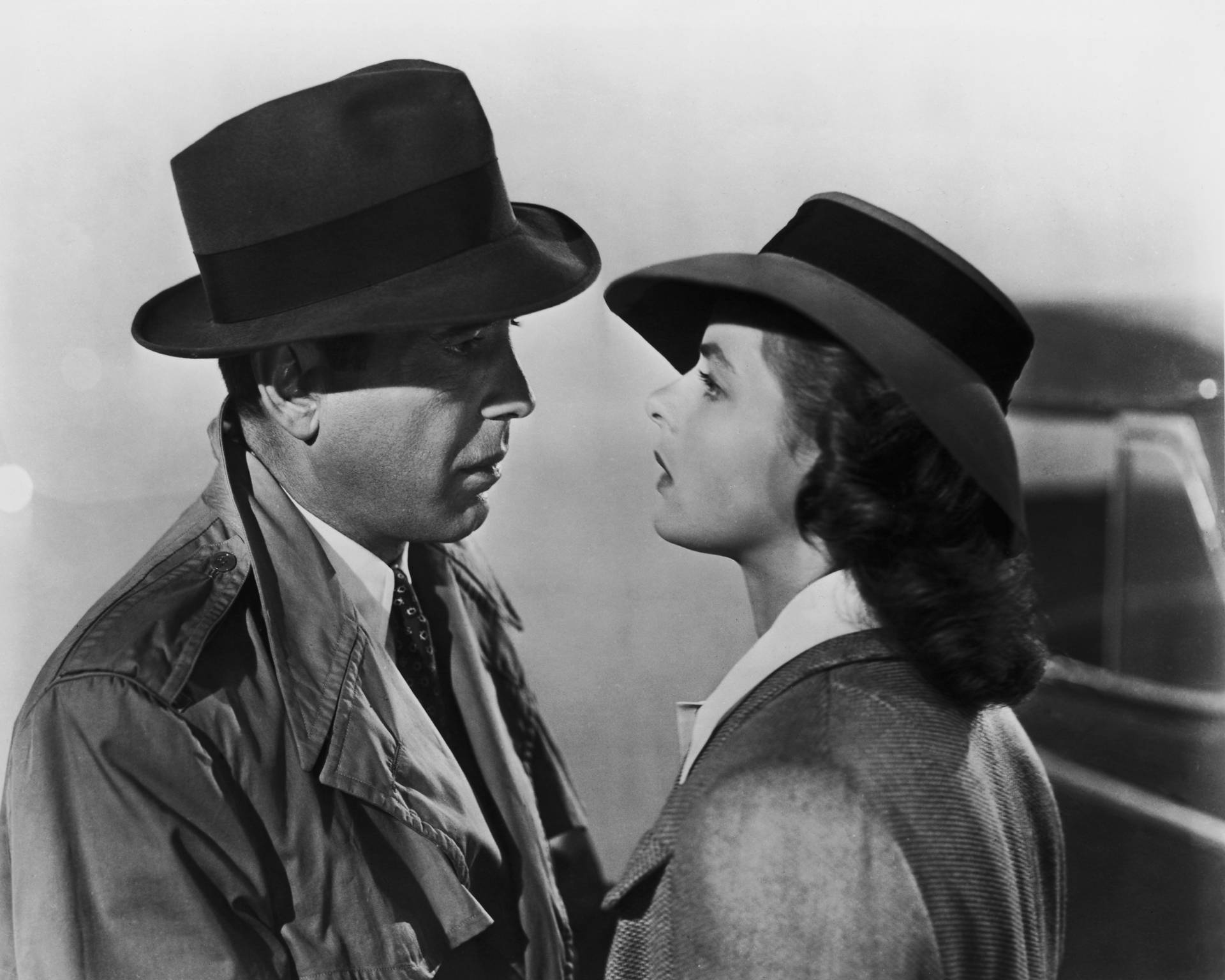 Casablanca Rick And Ilsa Romantic Scene