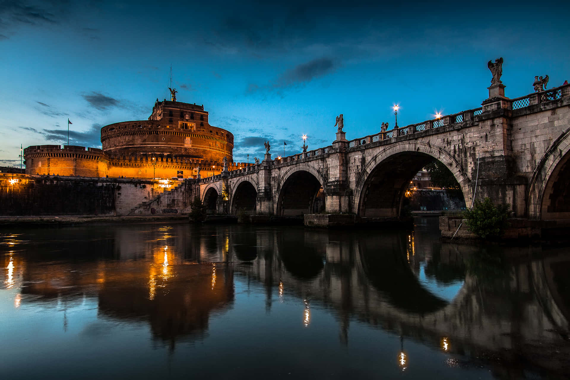 Castel Santangelo Hadrians Bridge Background