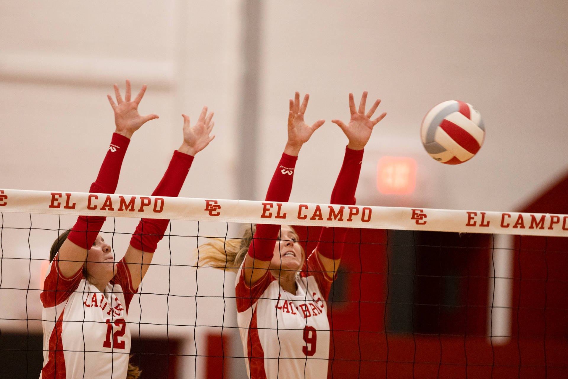 Catch Your Passion With A Volleyball Laptop Background