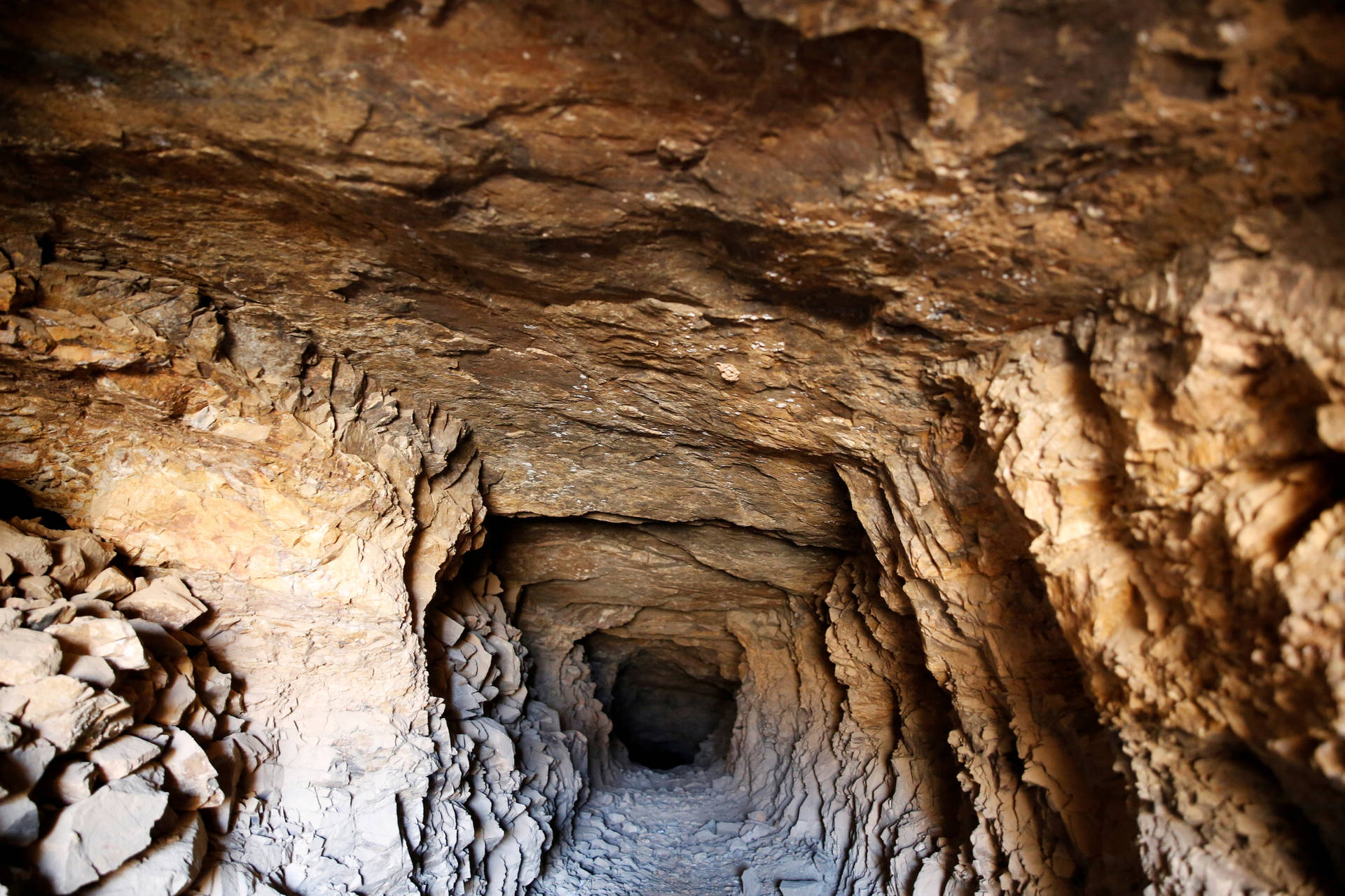 Cave To The Abandoned Goldmines In Egypt