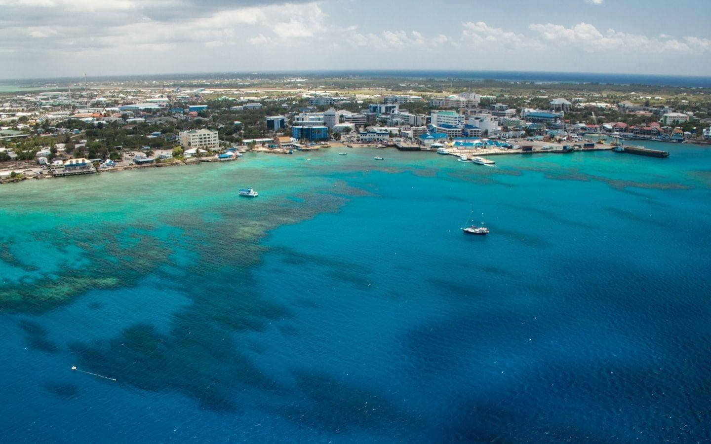 Cayman Island Bloody Bay Port Background