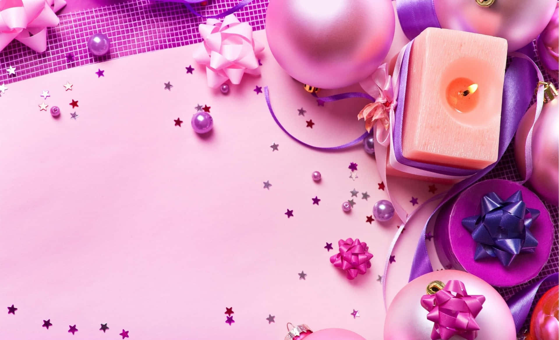 Celebrate Christmas In Style With A Cute Pink Decoration! Background
