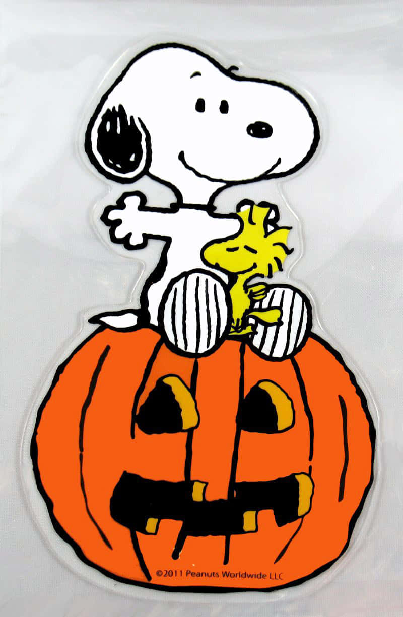 Celebrate Halloween With The Peanuts Gang! Background