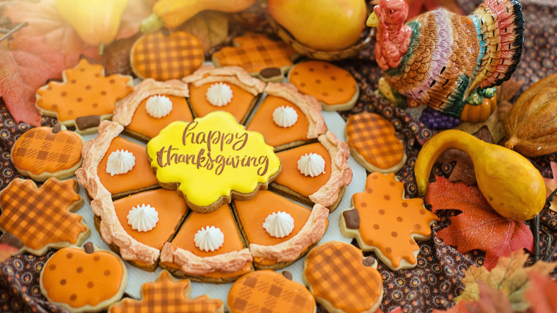 Celebrate Thanksgiving With Friends And Family Background