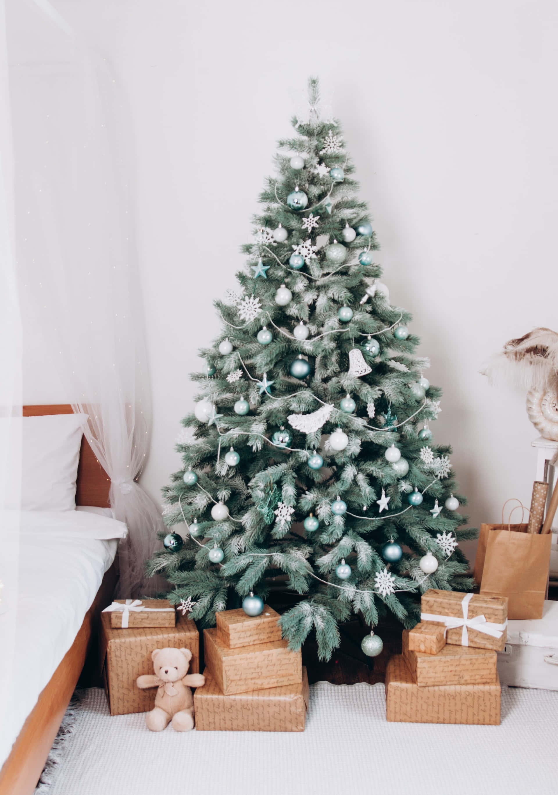 Celebrate The Holidays With A One-of-a-kind Aesthetic Christmas Tree