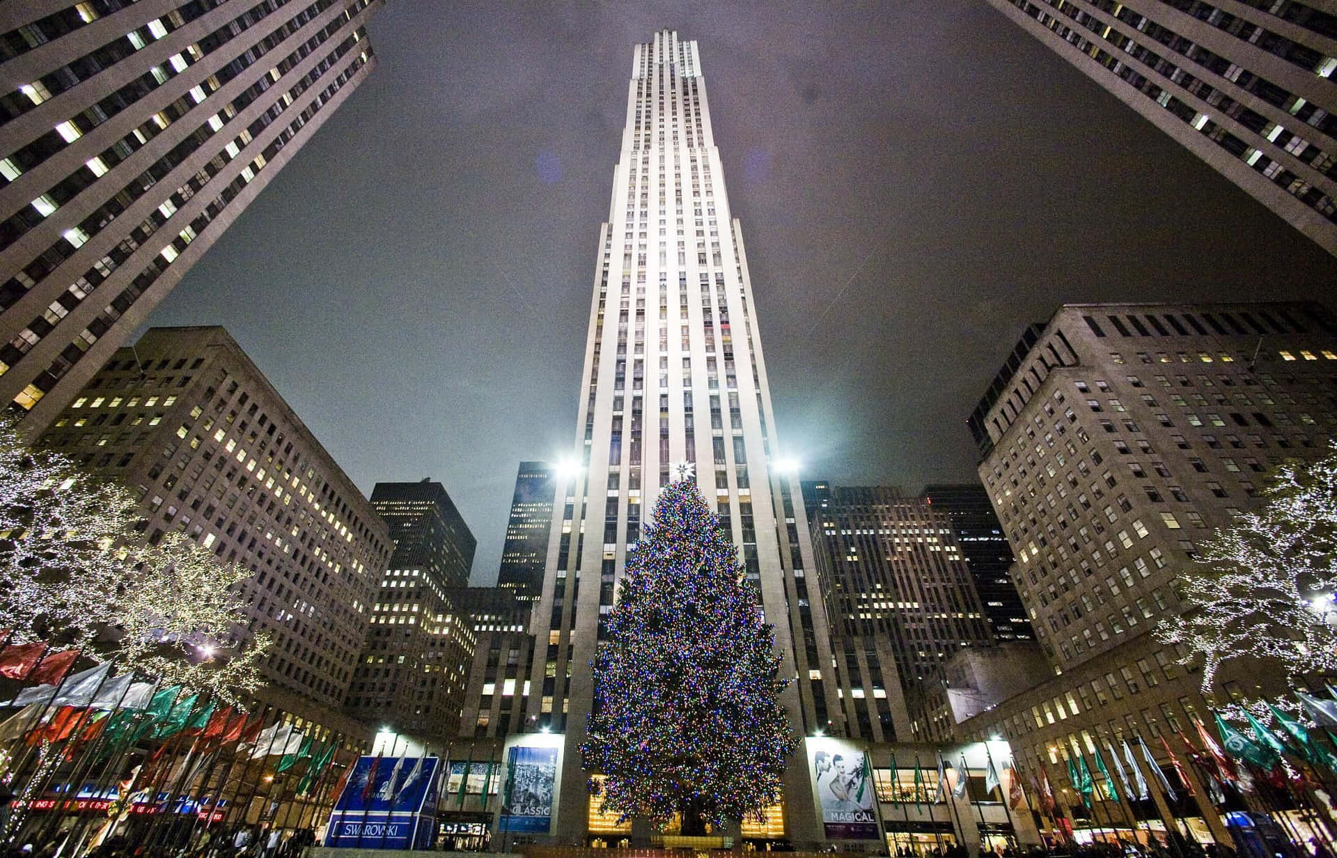 Celebrate The Holidays With This Beautiful Christmas Desktop Wallpaper Background