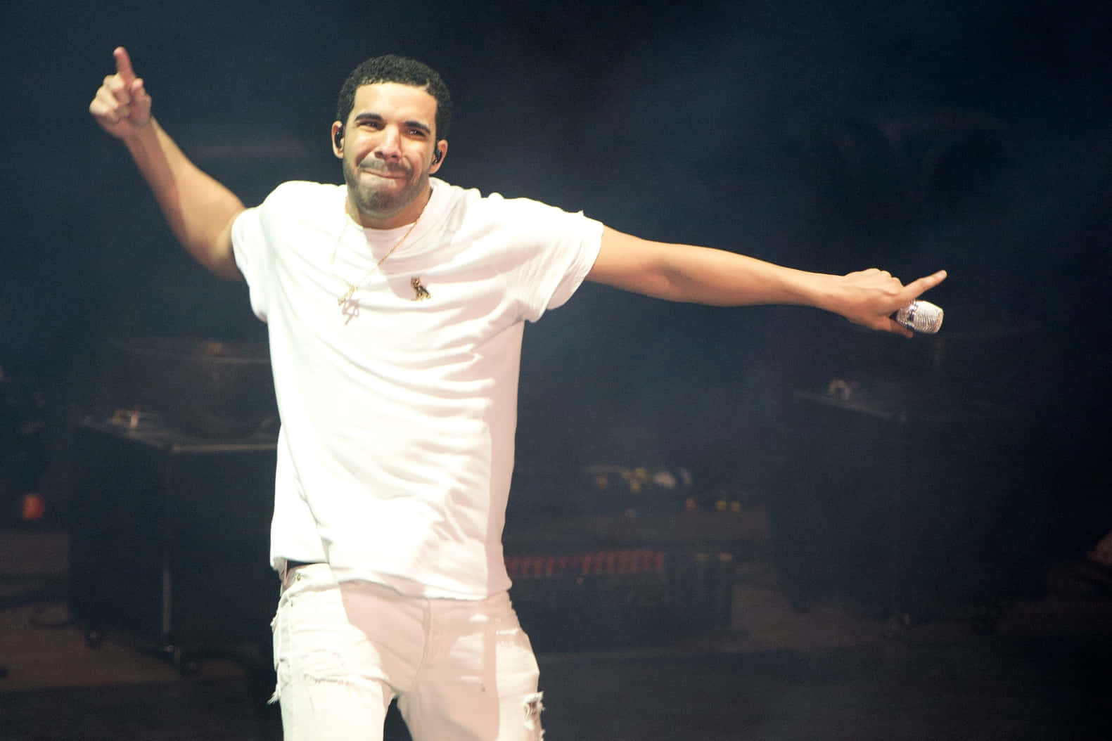 Celebrate Your Love For Drake By Admiring This Vibrant Wall Mural. Background