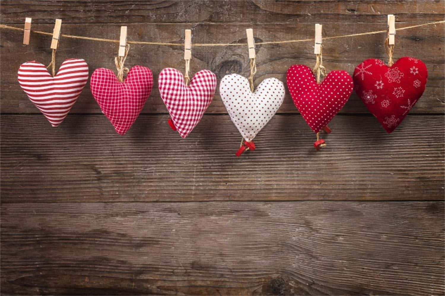 Celebrate Your Love This Rustic Valentine Day!