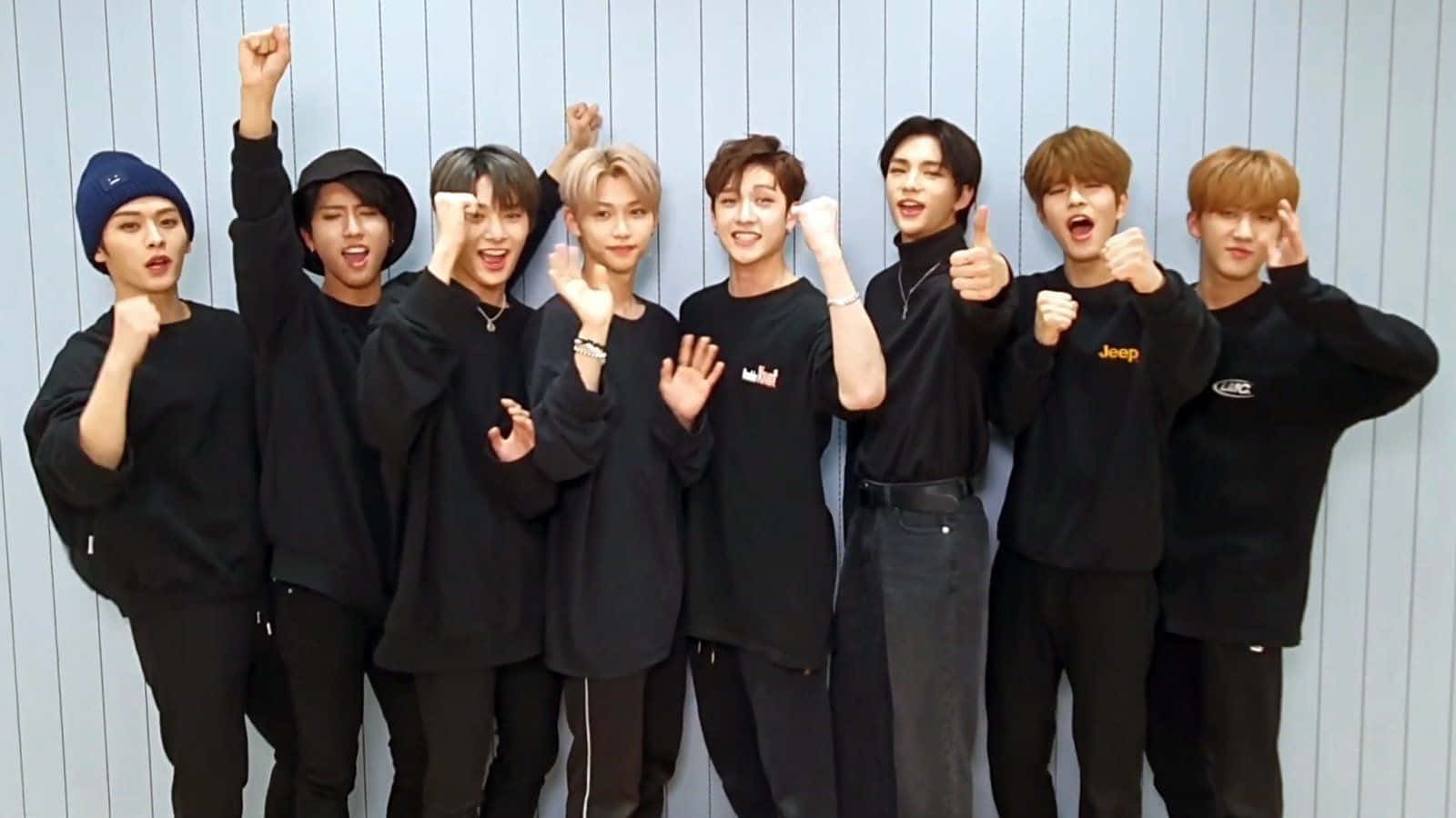 Celebrating 2020 With Stray Kids Background