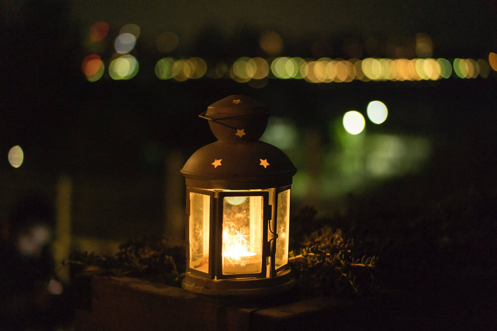 Celebrating Eid Mubarak - Illuminating Lanterns And Crescent Moon