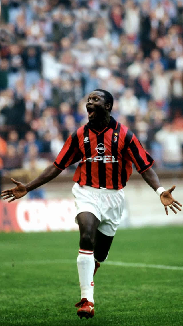 Celebrating George Weah Ac Milan Background