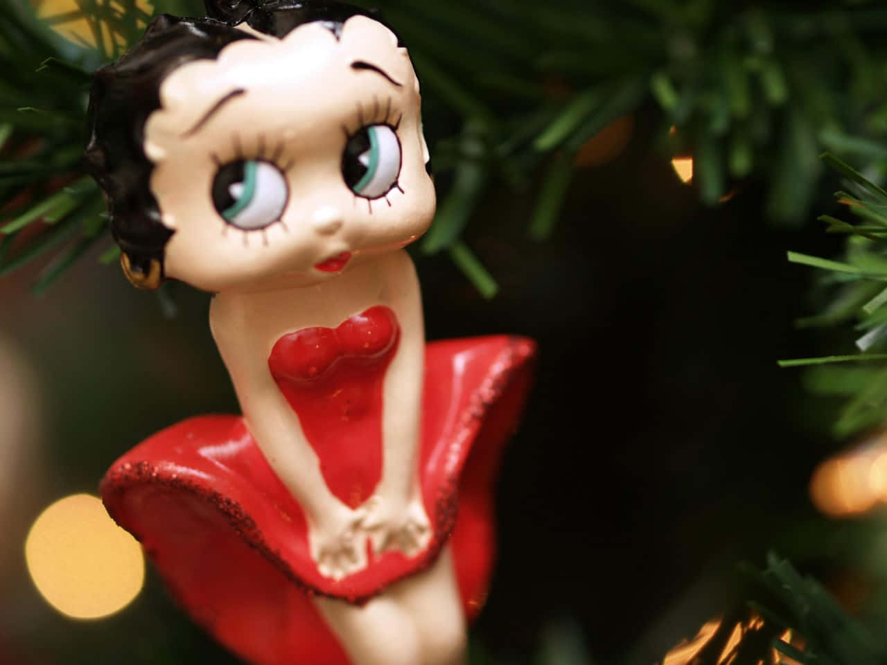 Celebrating The Holidays With Betty Boop Background