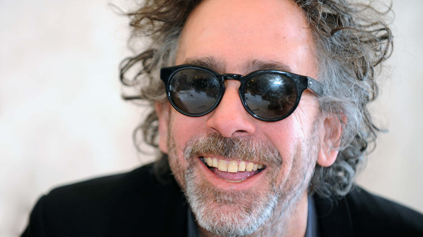 Celebrating Tim Burton's Creative And Unique Vision Background