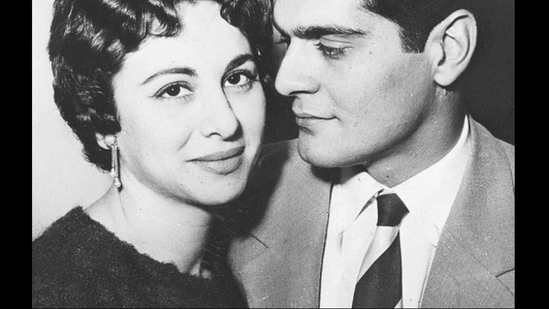 Celebrity Couple Omar Sharif And Faten Hamama Background