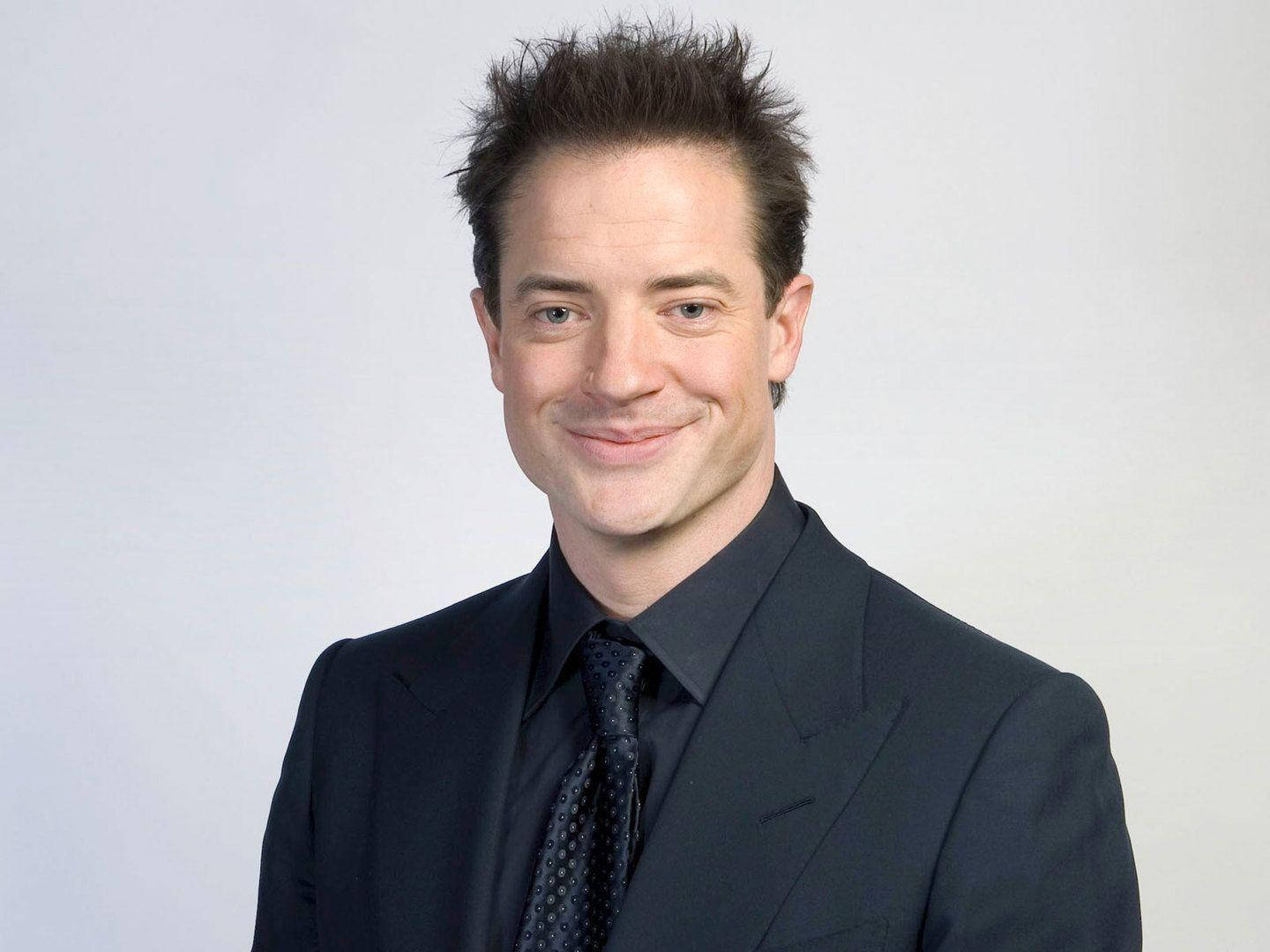 Celebrity Formal Photoshoot Brendan Fraser Background