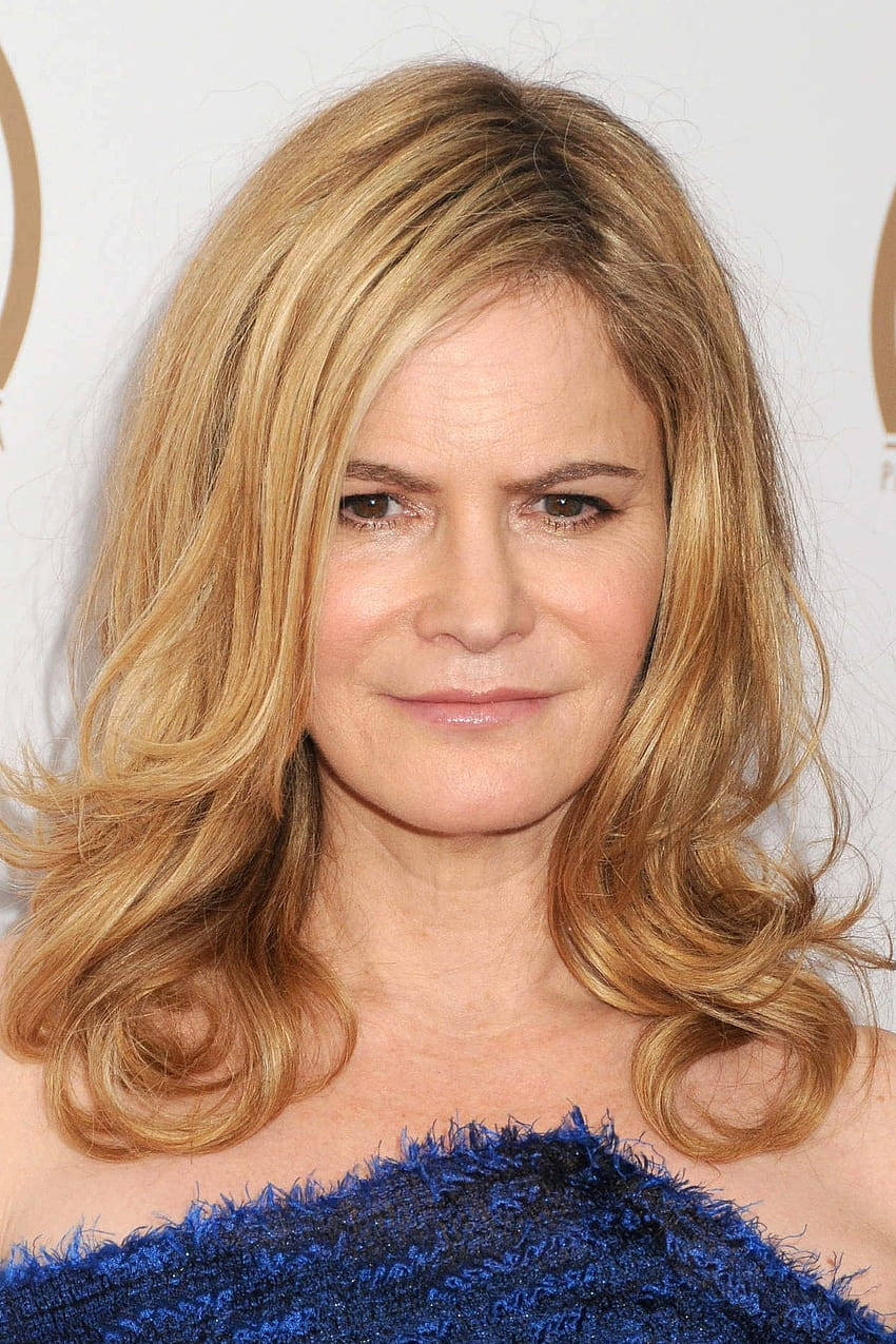 Celebrity Jennifer Jason Leigh