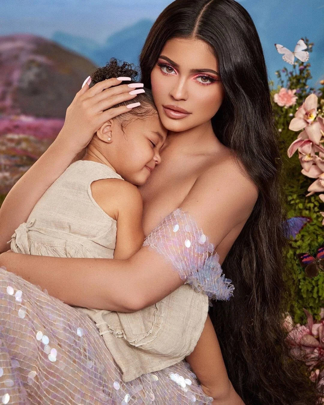 Celebrity Mother Kylie Jenner And Baby Stormi Background