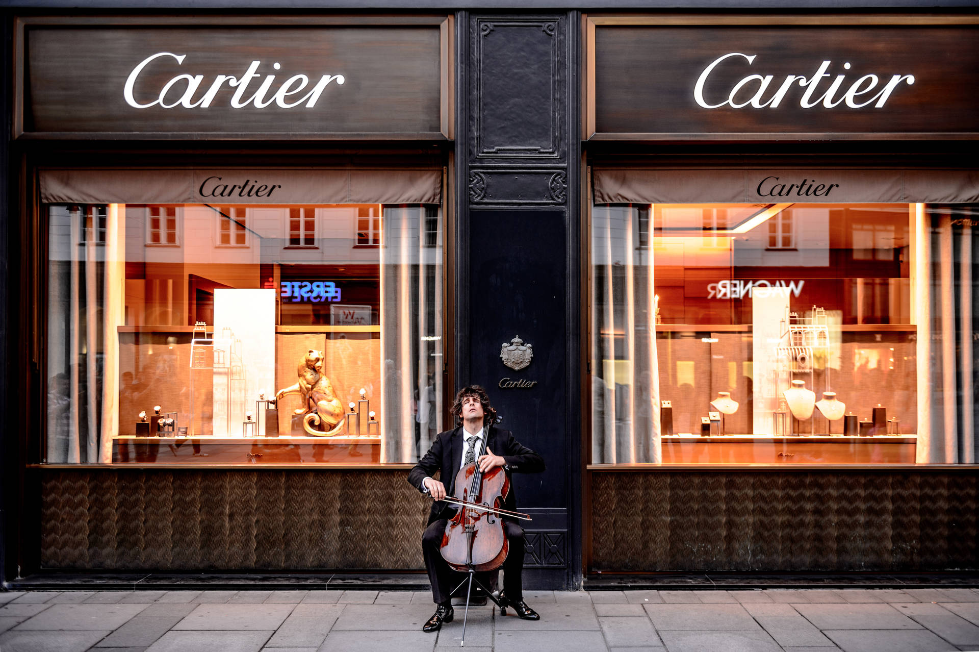 Cellist In Vienna Austria Background