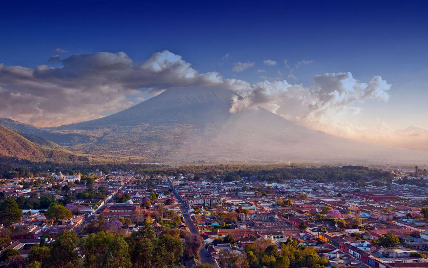 Cerro De La Cruz Guatemala Background