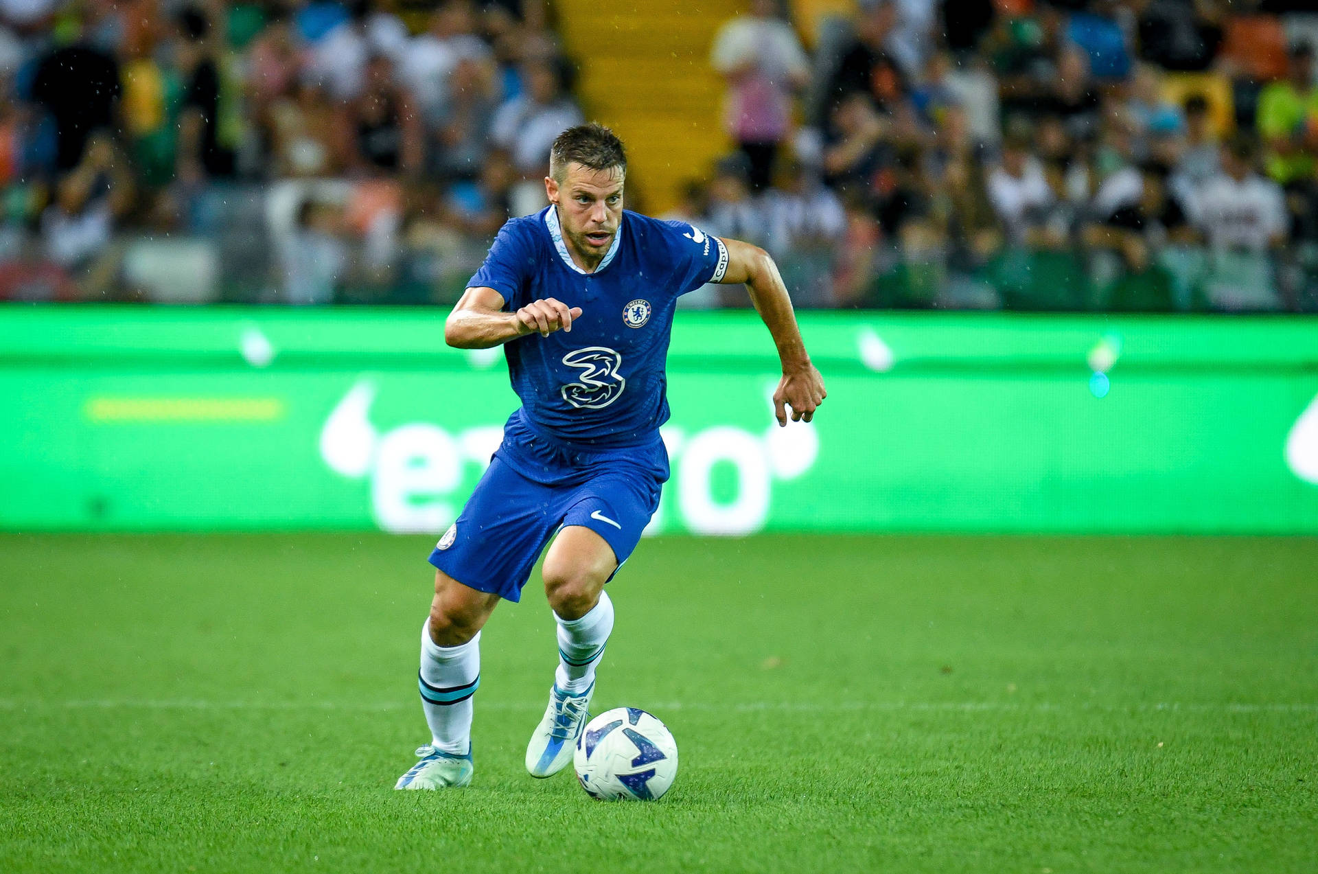 César Azpilicueta Running On Field Background