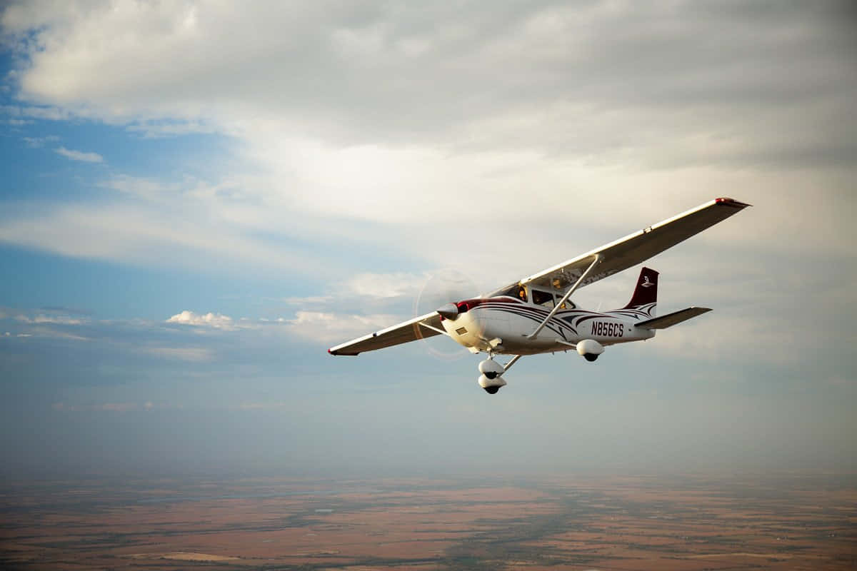 Cessna 182 Skylane Small Airplane Background