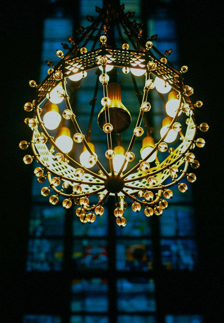 Chandelier Lamp Ipad 2021 Background