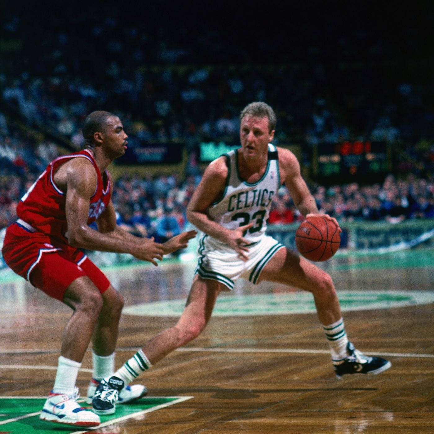 Charles Barkley Boston Celtics Larry Bird Nba Game Background