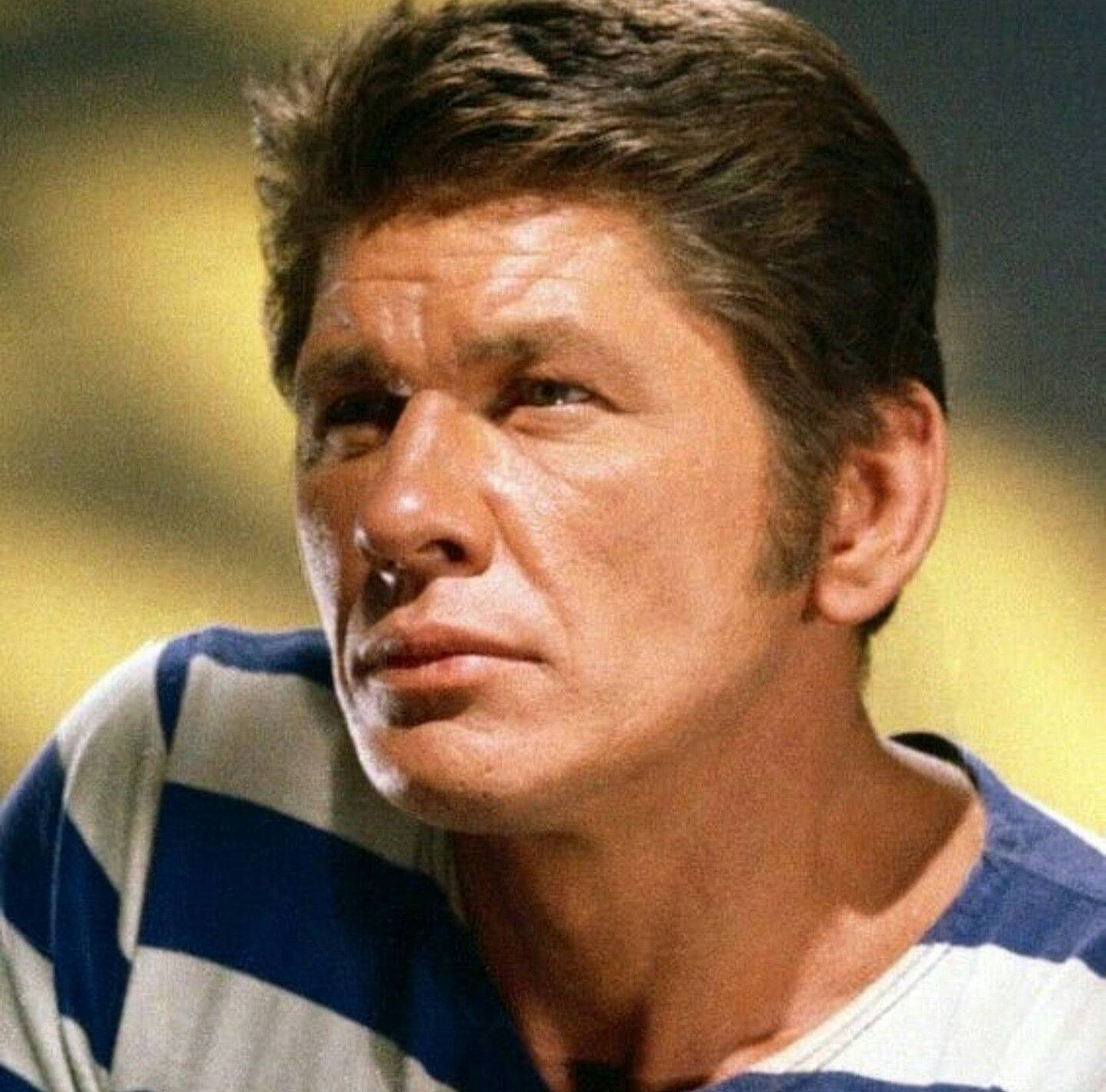 Charles Bronson In The 1961 Film Master Of The World Background