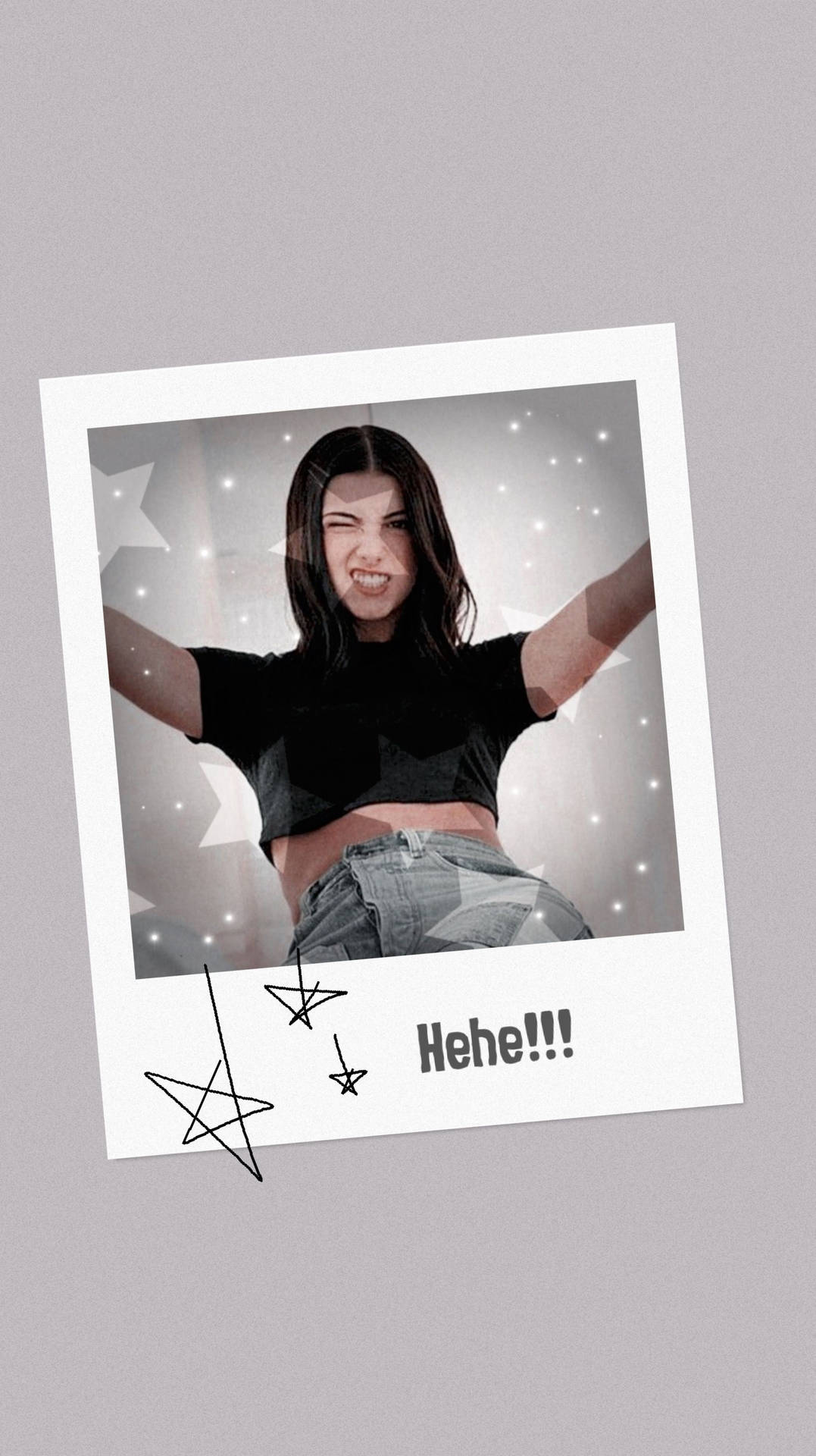 Charli D'amelio's Unique Polaroid Snapshot Background