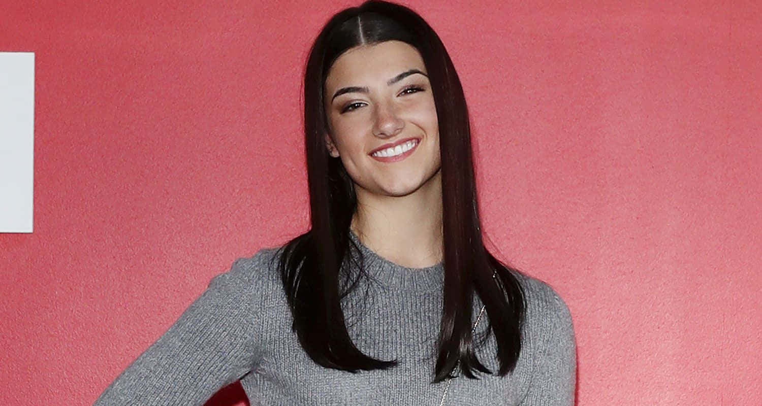 Charlie Damelio At The 2019 Nickelodeon Kids Choice Awards Background