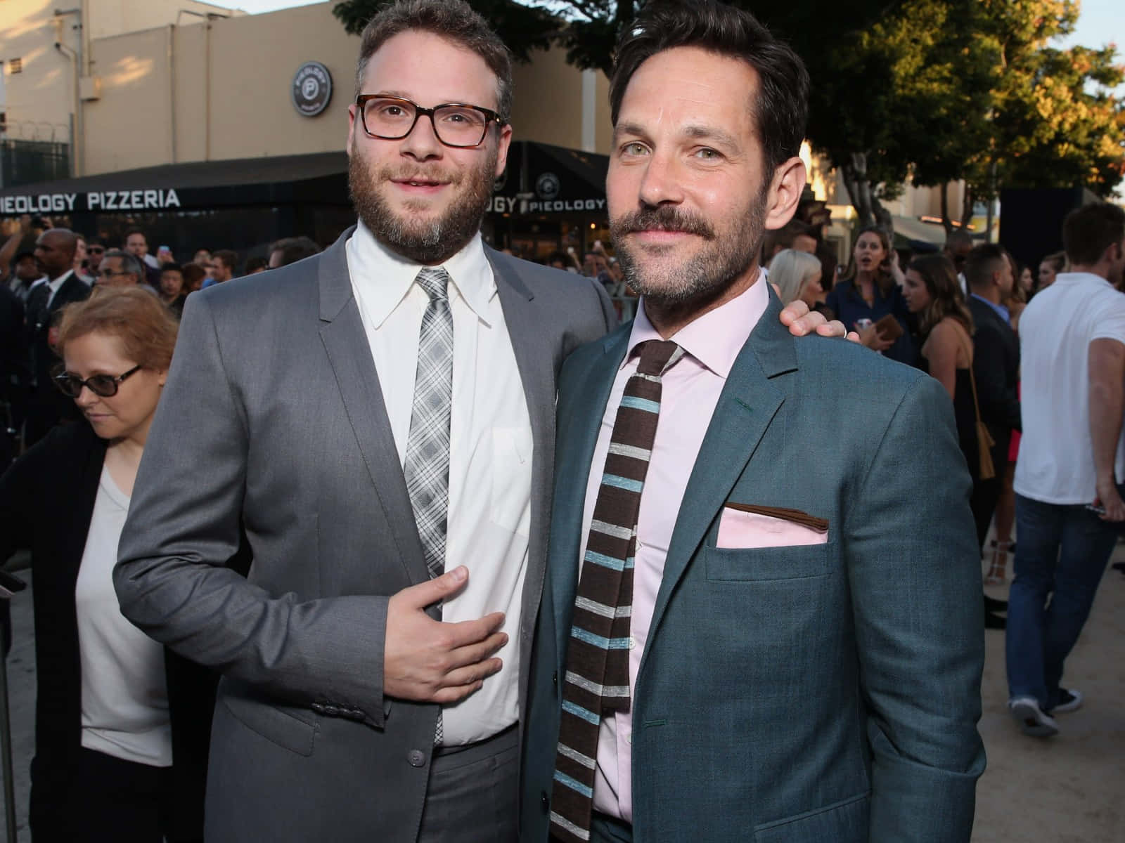 Charming Canadian Comedian Seth Rogen Background