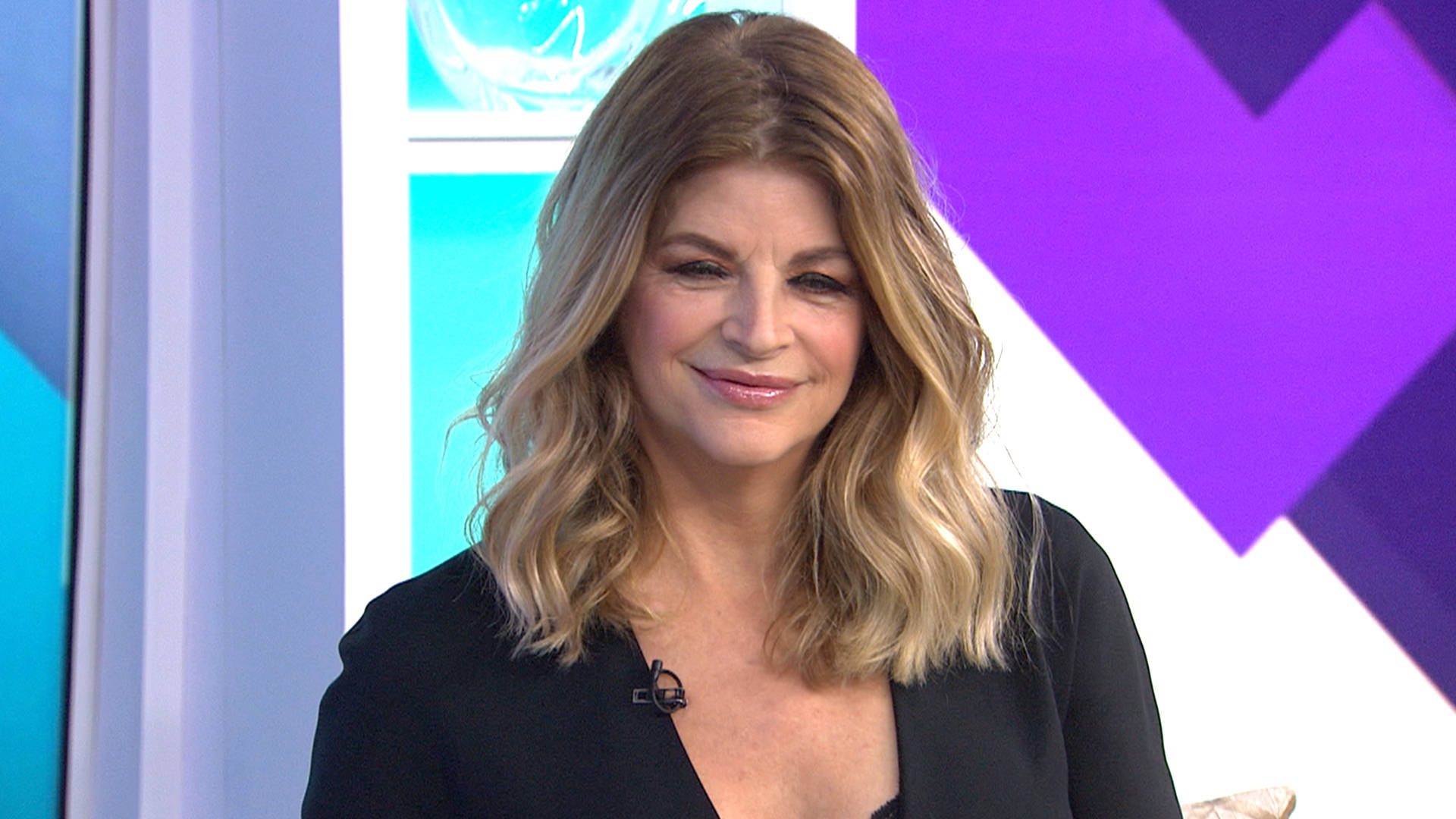 Charming Hollywood Actress Kirstie Alley On Today Background