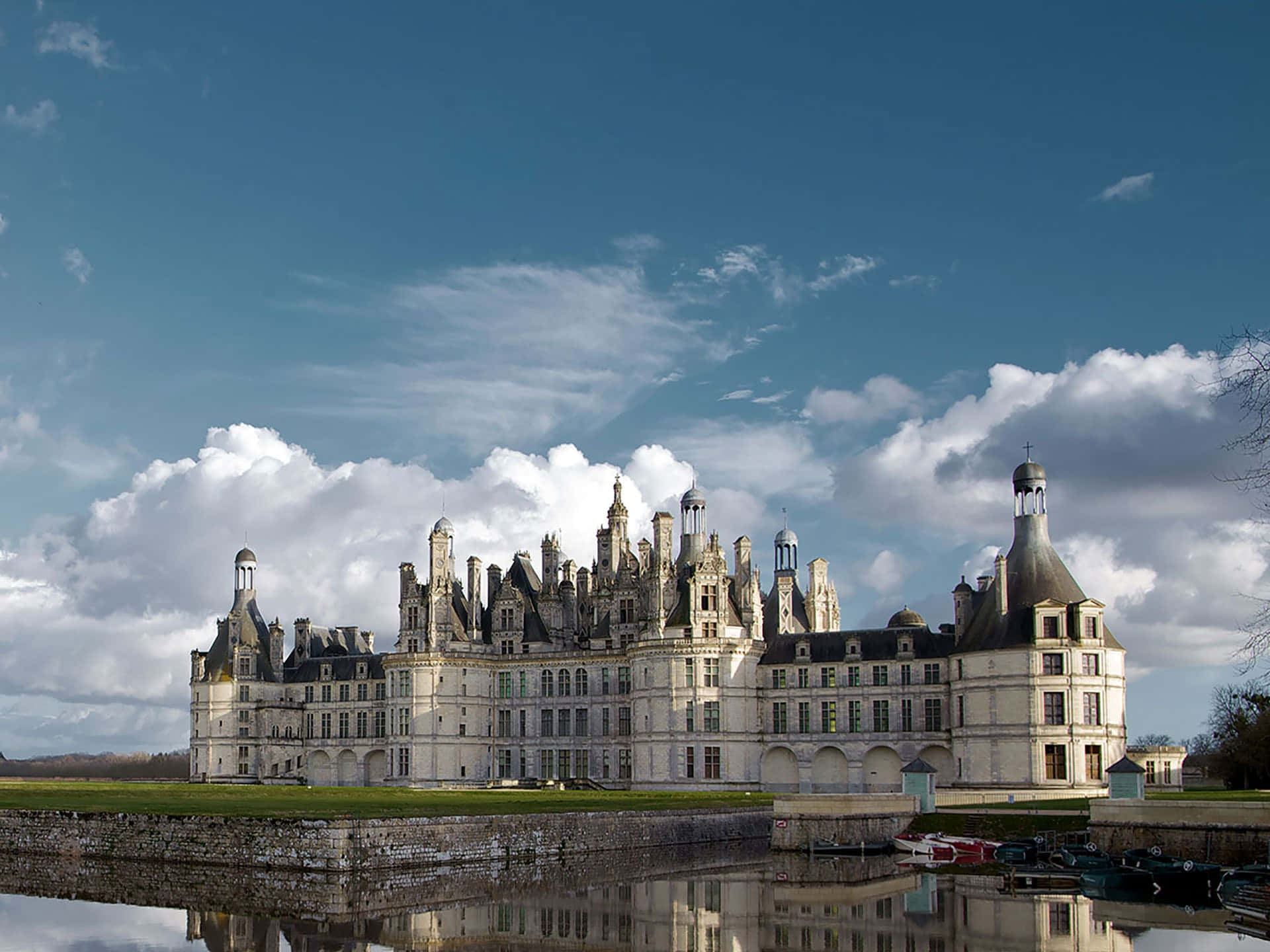 Chateau De Chambord Dramatic Filter Photography Background