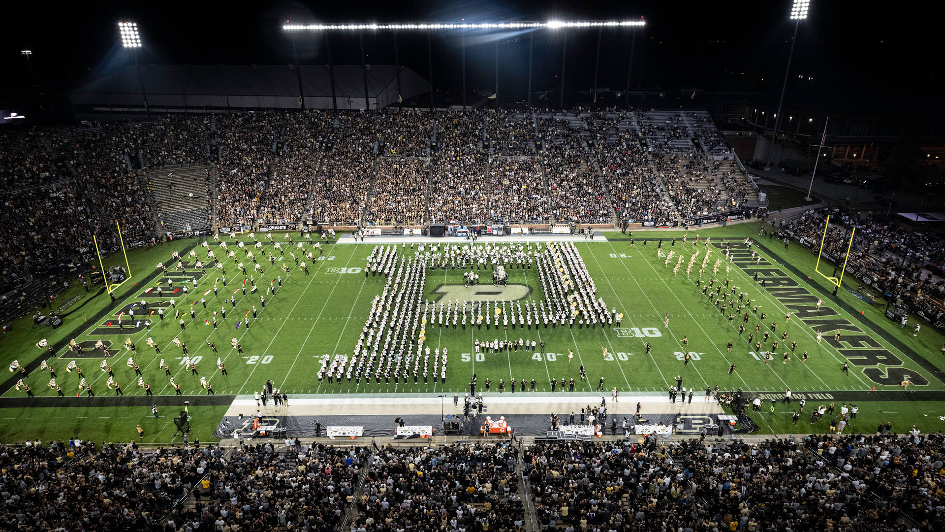 Cheerleaders In Purdue University Stadium