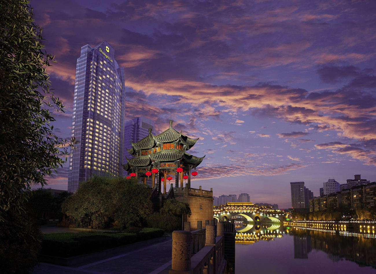 Chengdu Jin River And Purple Skies Background