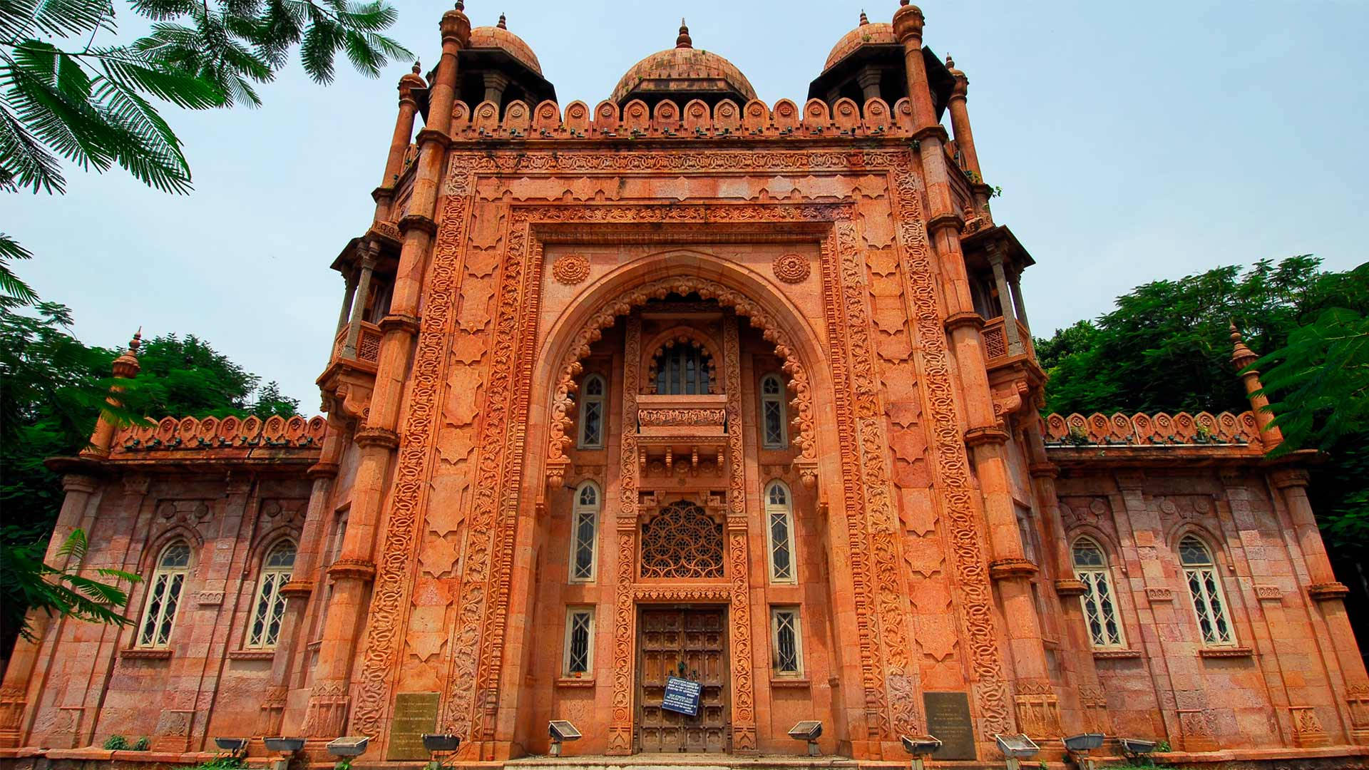 Chennai Egmore Museum Background