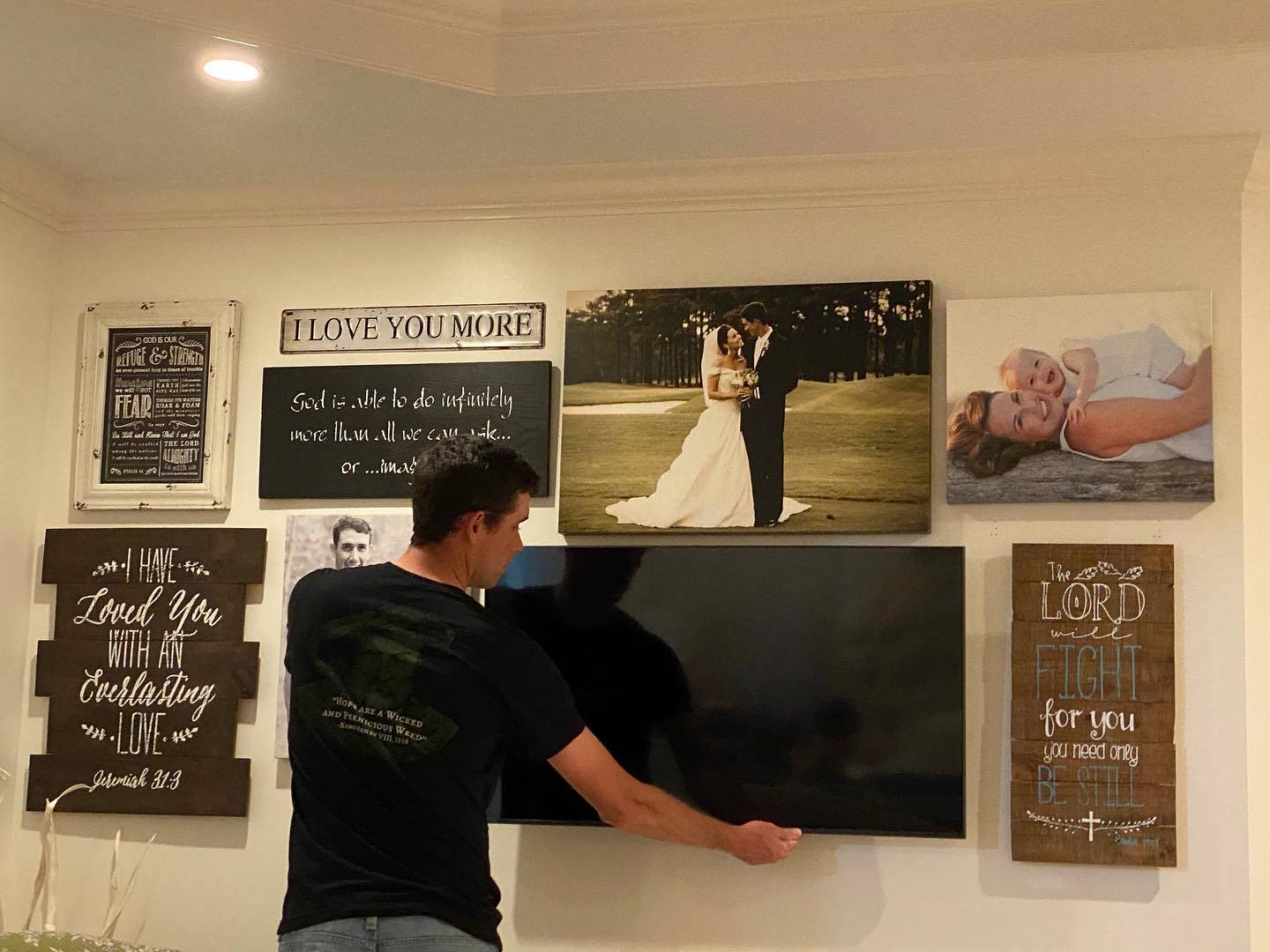 Chesson Hadley Watching Television During Break Background