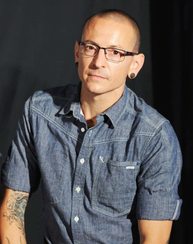 Chester_ Bennington_ Portrait Background